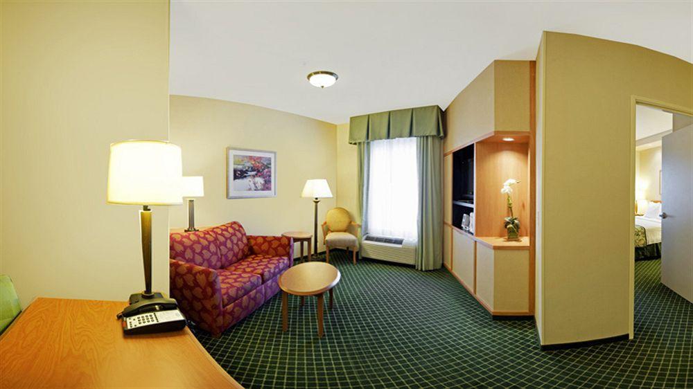 Fairfield Inn & Suites By Marriott קורדל מראה חיצוני תמונה