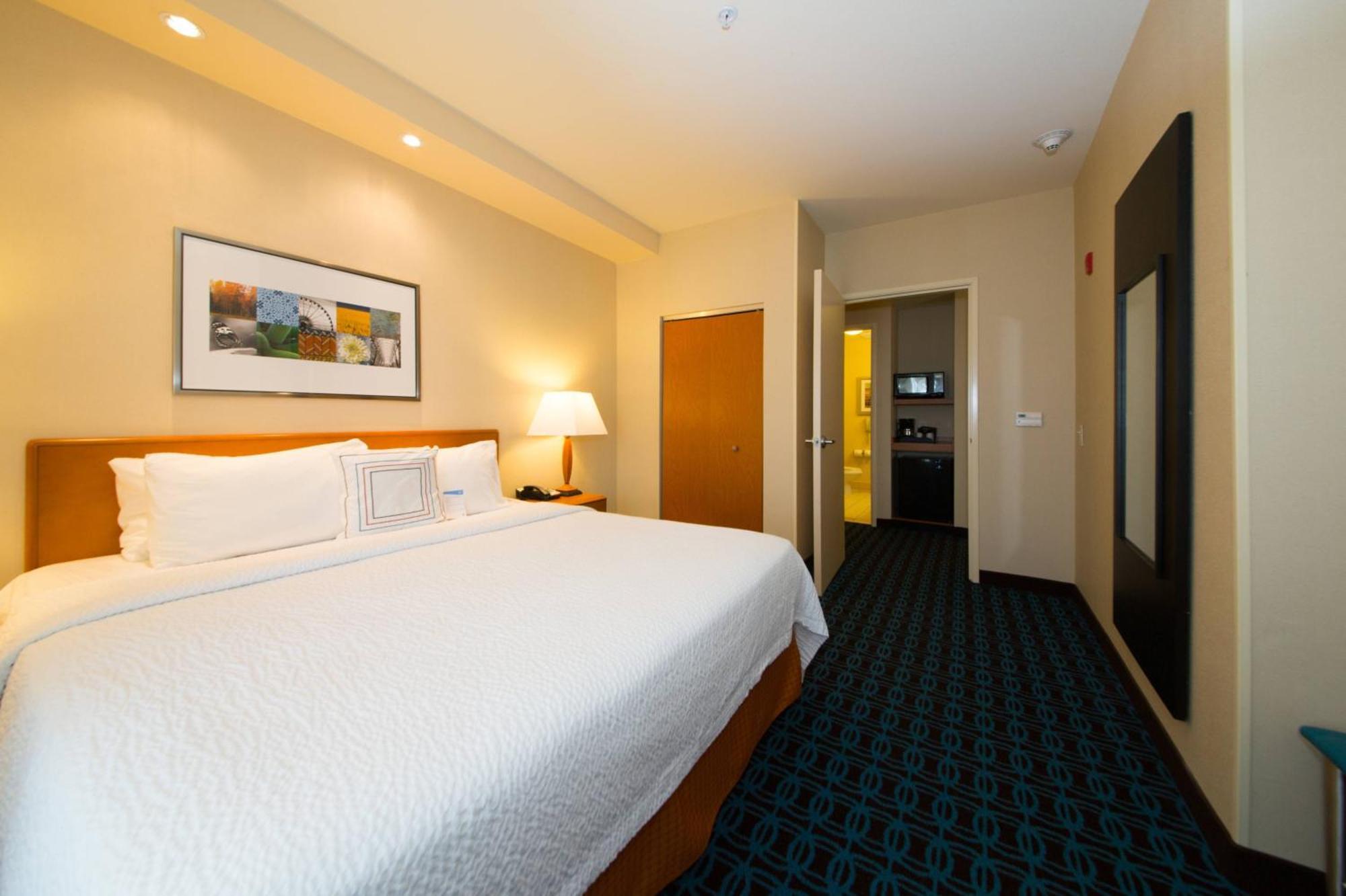 Fairfield Inn & Suites By Marriott קורדל מראה חיצוני תמונה
