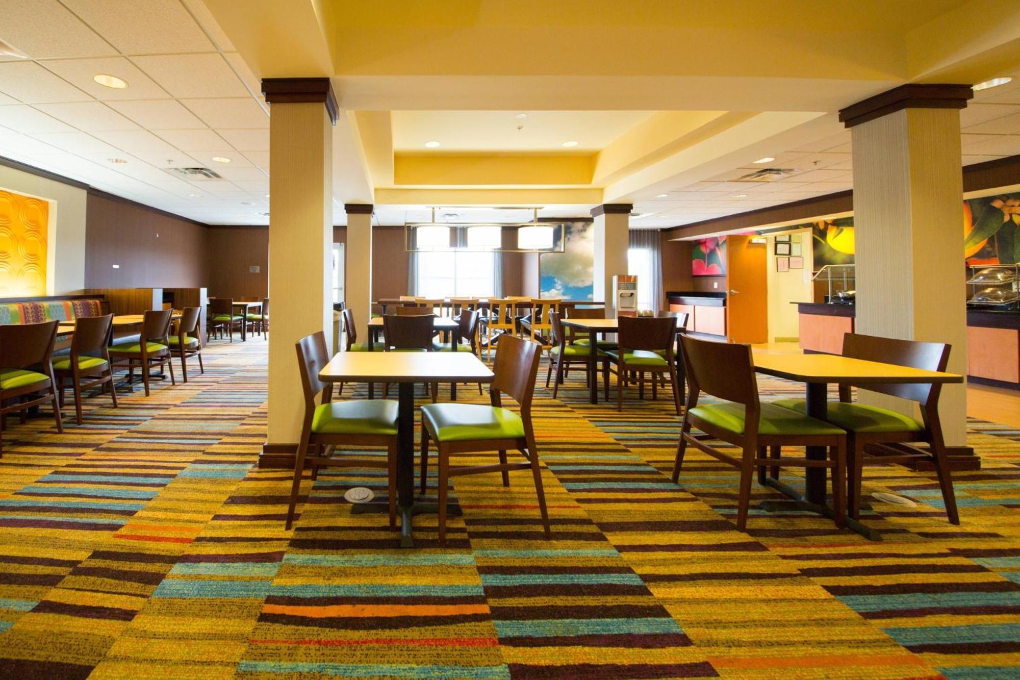 Fairfield Inn & Suites By Marriott קורדל מראה חיצוני תמונה